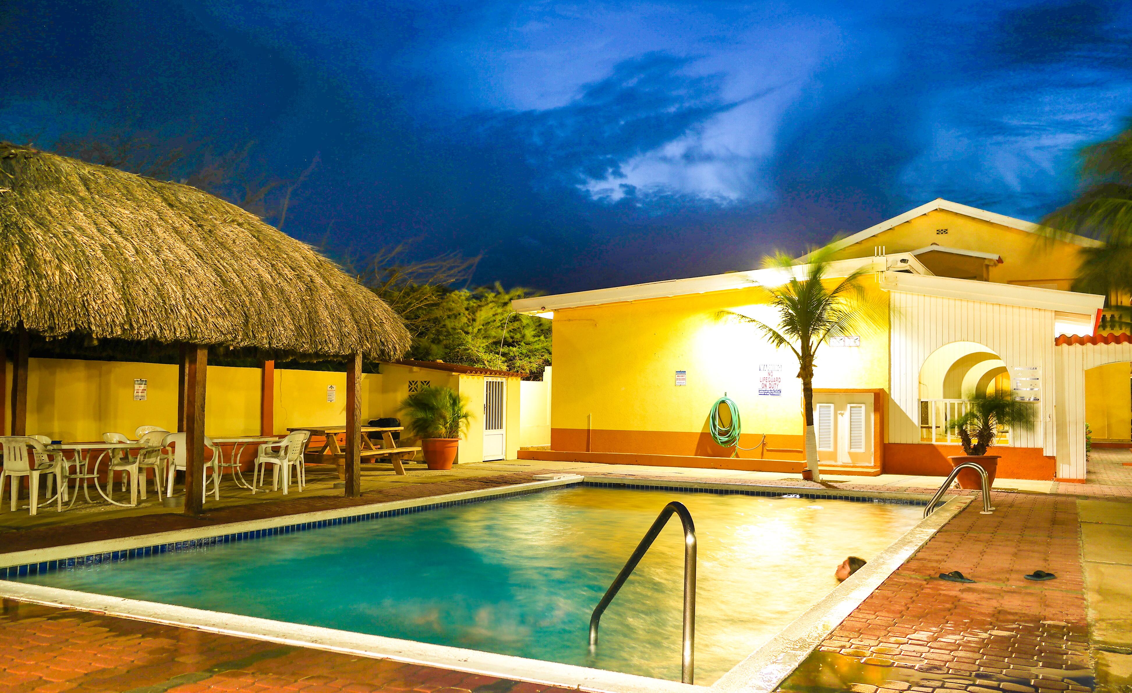 Coconut Inn Palm Beach Eksteriør bilde