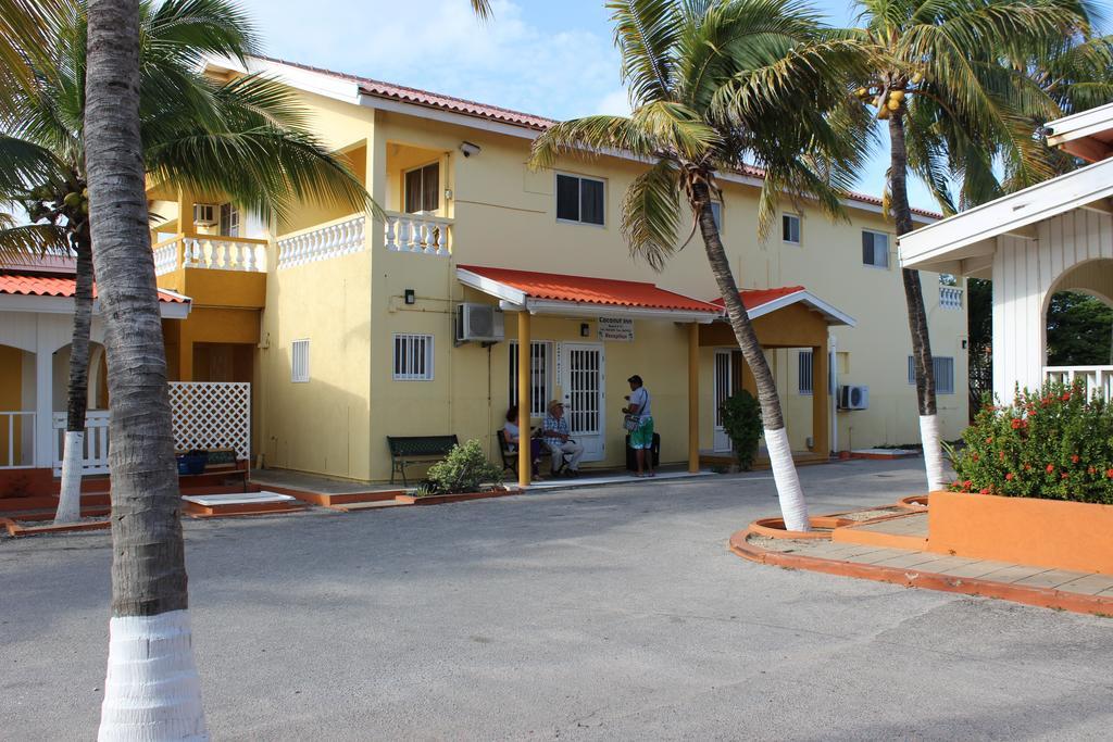 Coconut Inn Palm Beach Eksteriør bilde