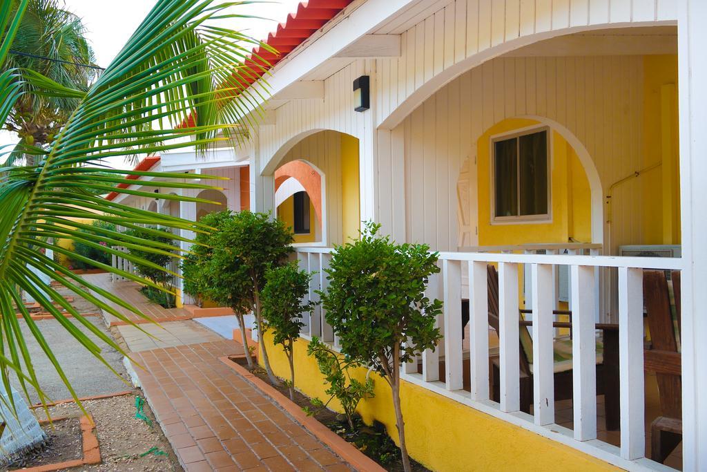 Coconut Inn Palm Beach Eksteriør bilde