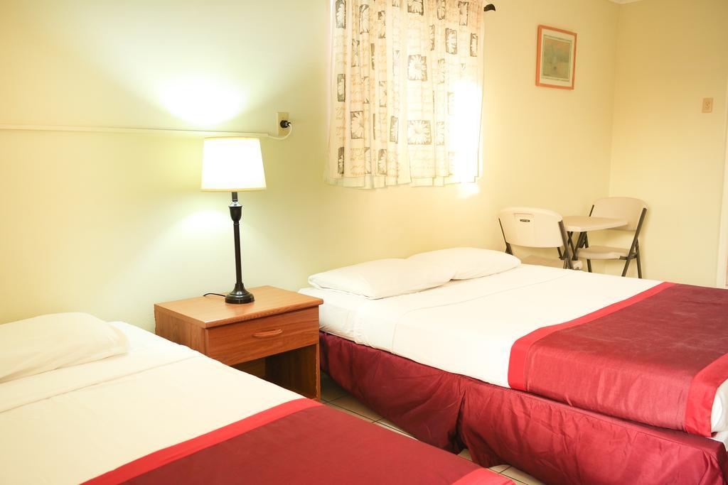 Coconut Inn Palm Beach Eksteriør bilde